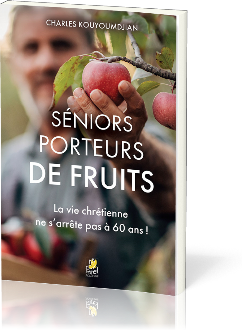 Séniors porteurs de fruits